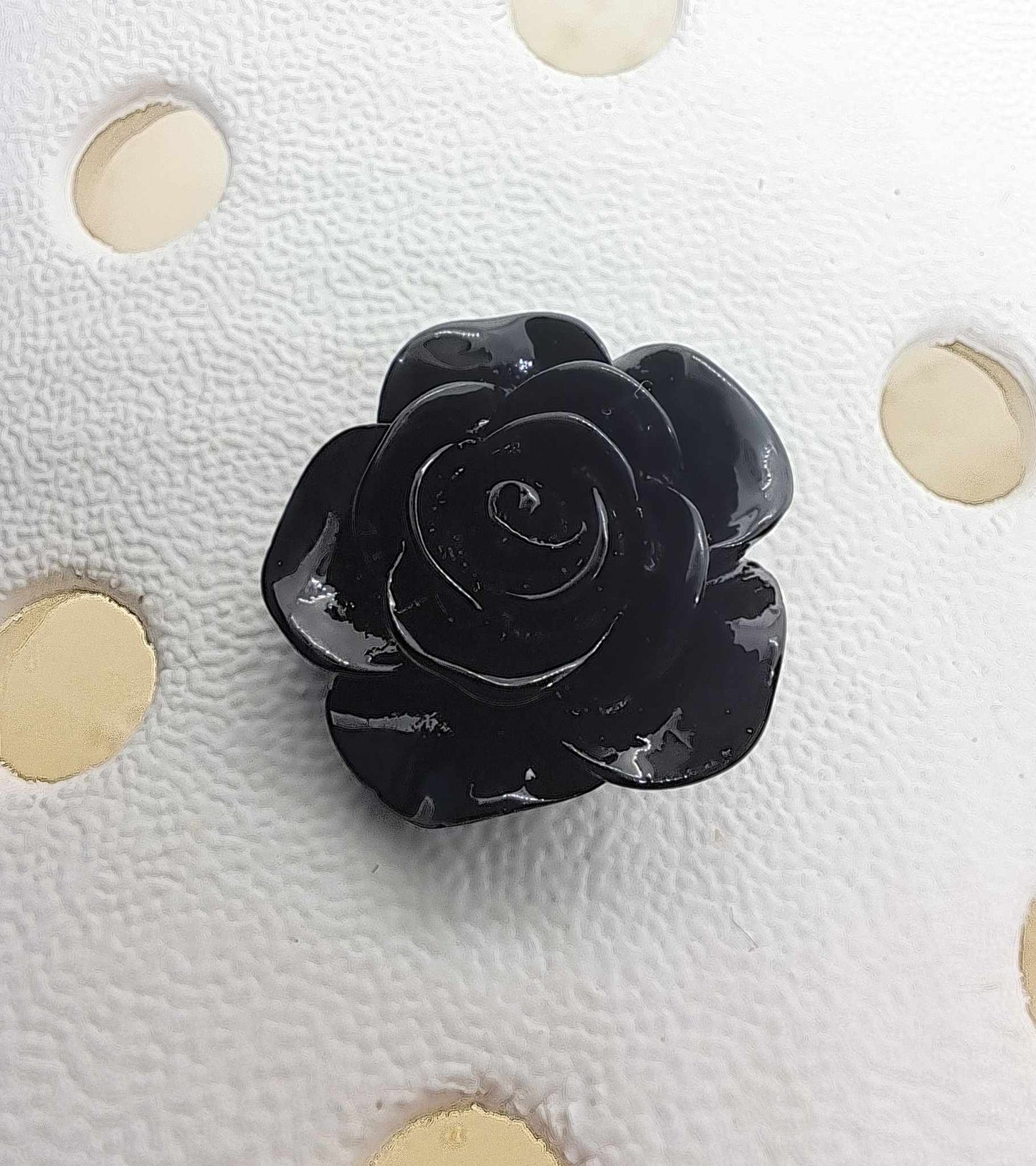 Gloss Black 3D Resin Rose 20mm