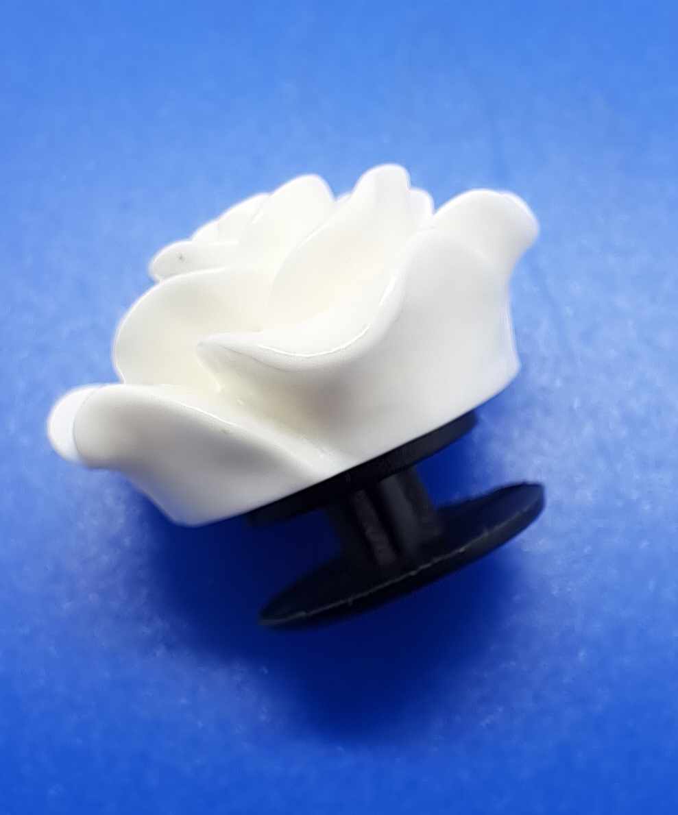 White 3D Resin Rose 20mm