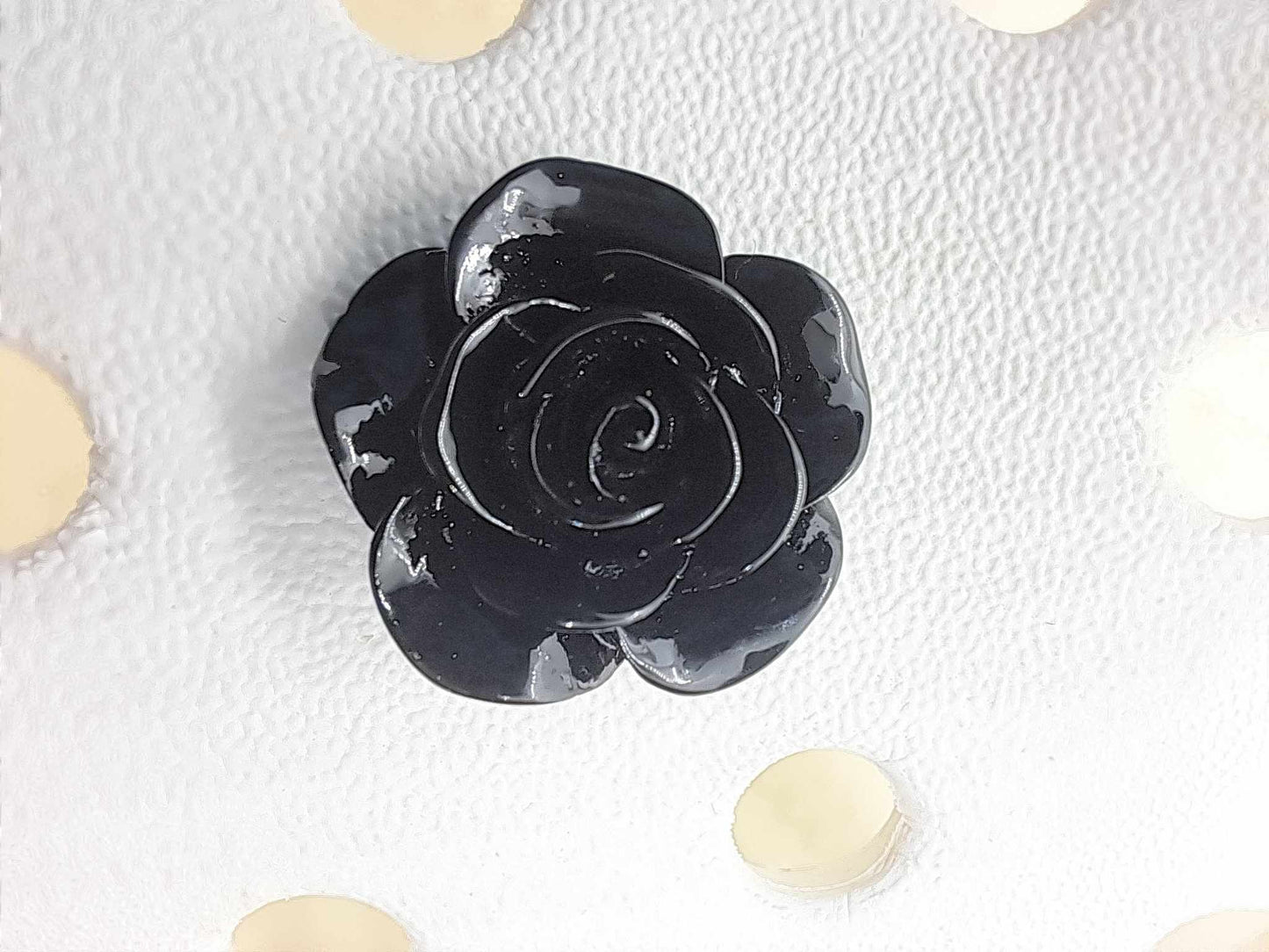 Gloss Black 3D Resin Rose 20mm