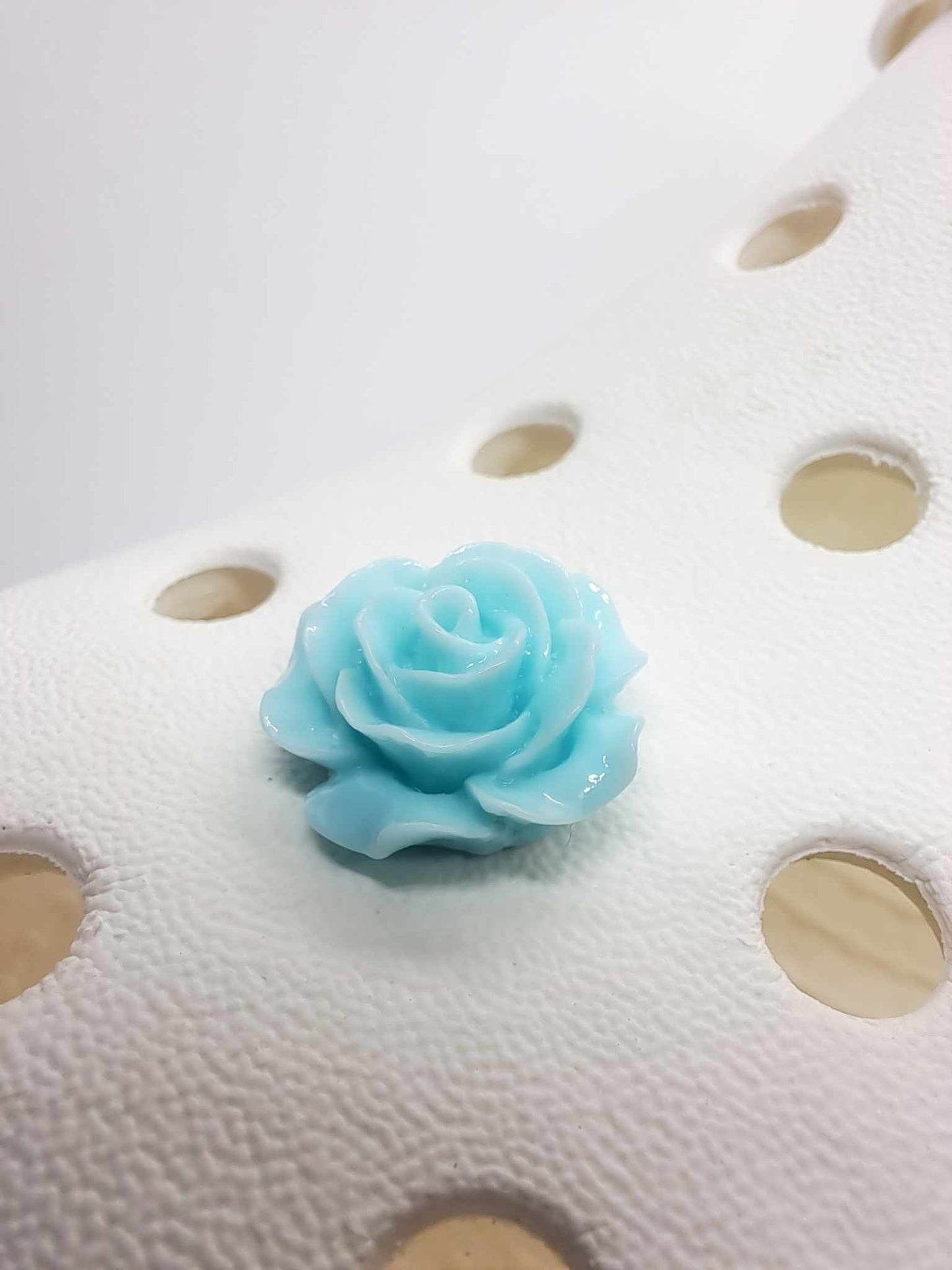 Lake Blue 3D Resin Rose 20mm