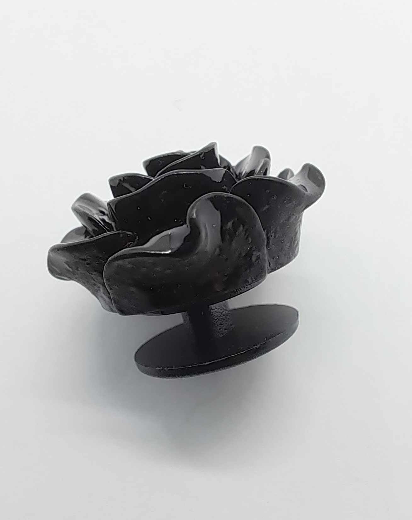 Gloss Black 3D Resin Rose 20mm